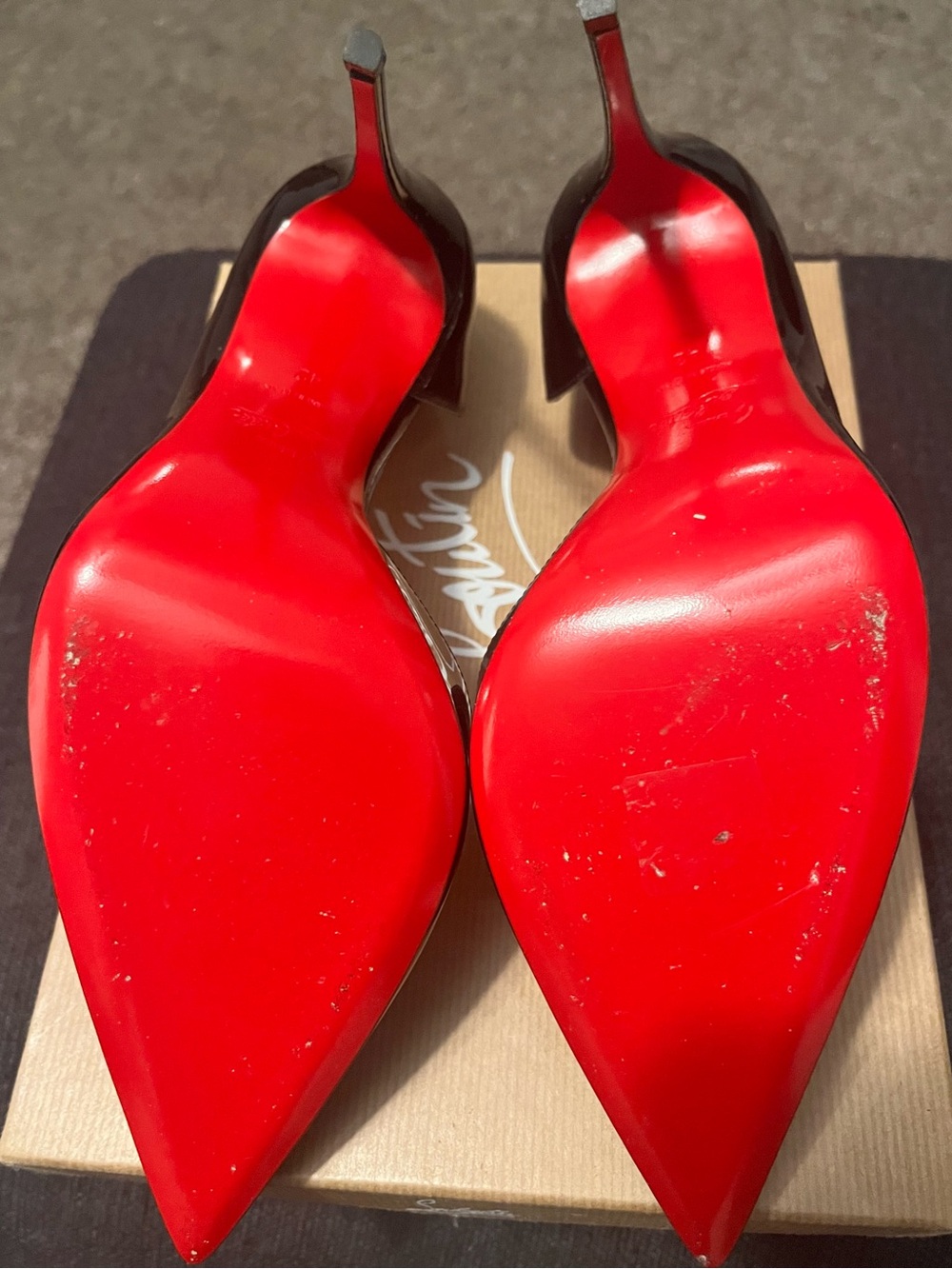 Christian Louboutin Iriza 100 Patent Pumps in Black - Picture 3 of 4